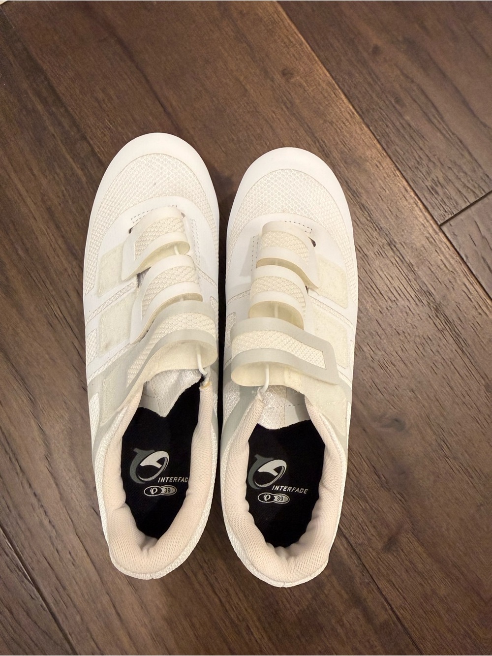 Pearl Izumi White Cycling Shoes with Cream Accents
